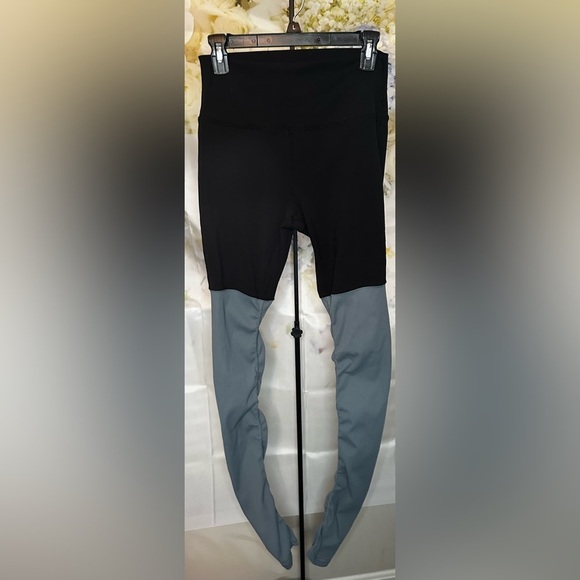 alo women’s high waisted yoga leggings EUC - Picture 2 of 8